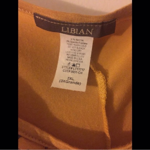 Plus Size Top - Picture 6 of 6